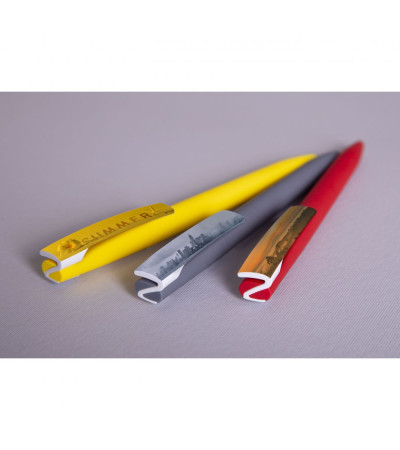 Ручка под моделью Lima в цветном корпусе из Soft touch покрытия с белым клипом под нанесение 