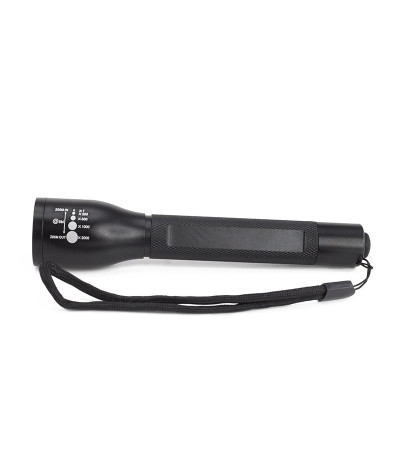 Надежный фонарь Bond с влагозащитной, оснащен LED технологией, 3 режима регулировки линзы под гравировку