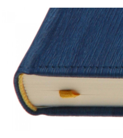 Ежедневник с обложкой, напоминающей текстуру дерева, датированный, с названием Альберго, 836083, под логотип